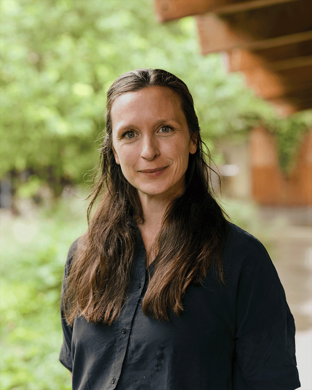 Eleanor Hedley, Associate