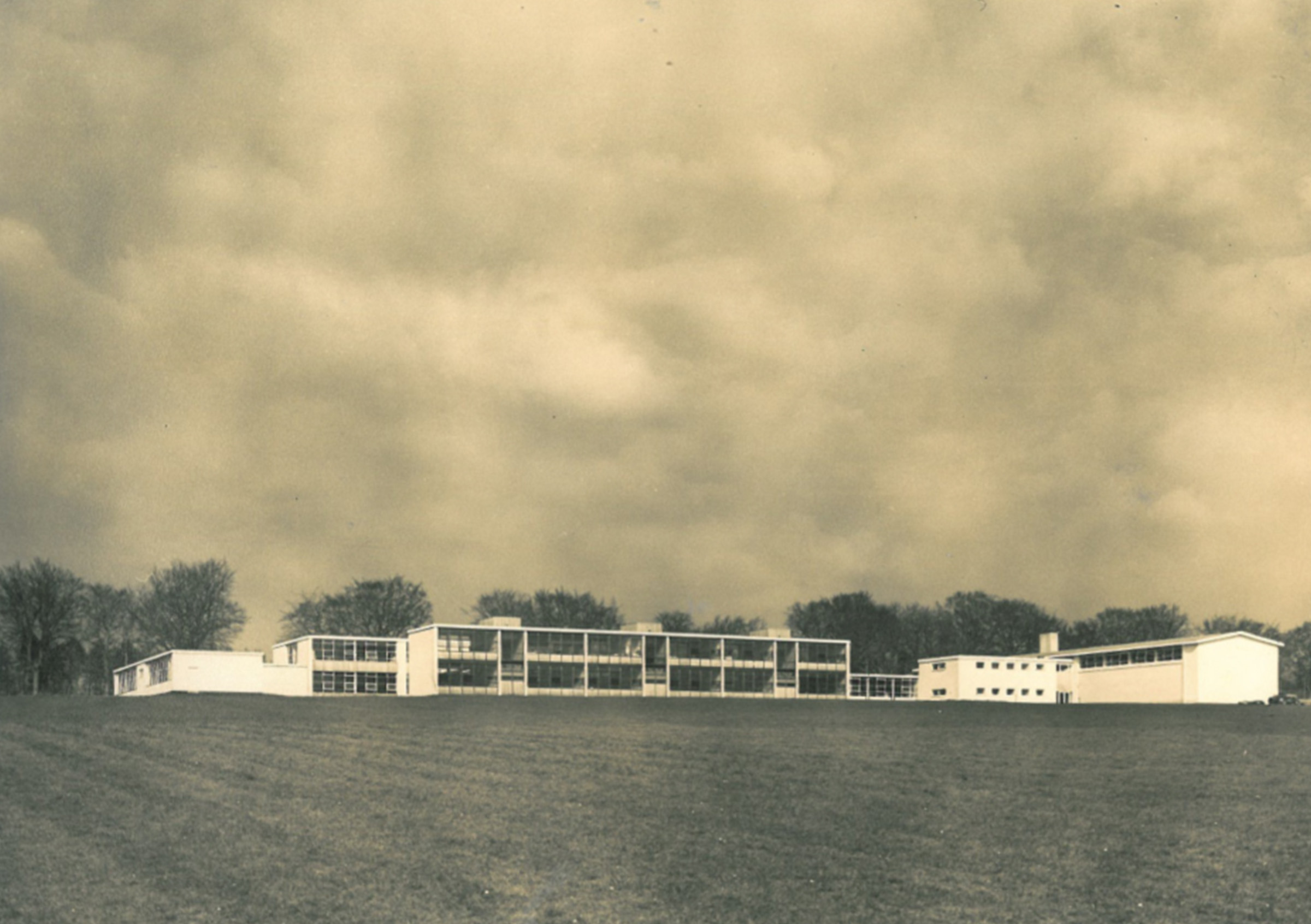 01_RAS_HISTORICAL PHOTO 2_LARGE