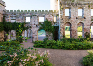 P168_Lowther Castle_01